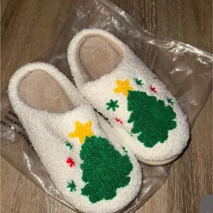 Cozy Christmas Tree Kids Slippers